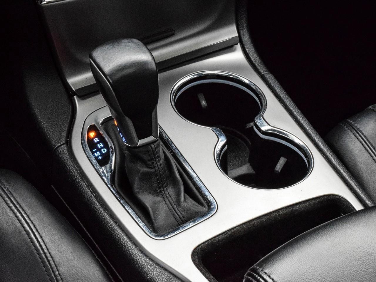 2019 Jeep Grand Cherokee Laredo Sunroof   Trailer Tow   Navigation Photo