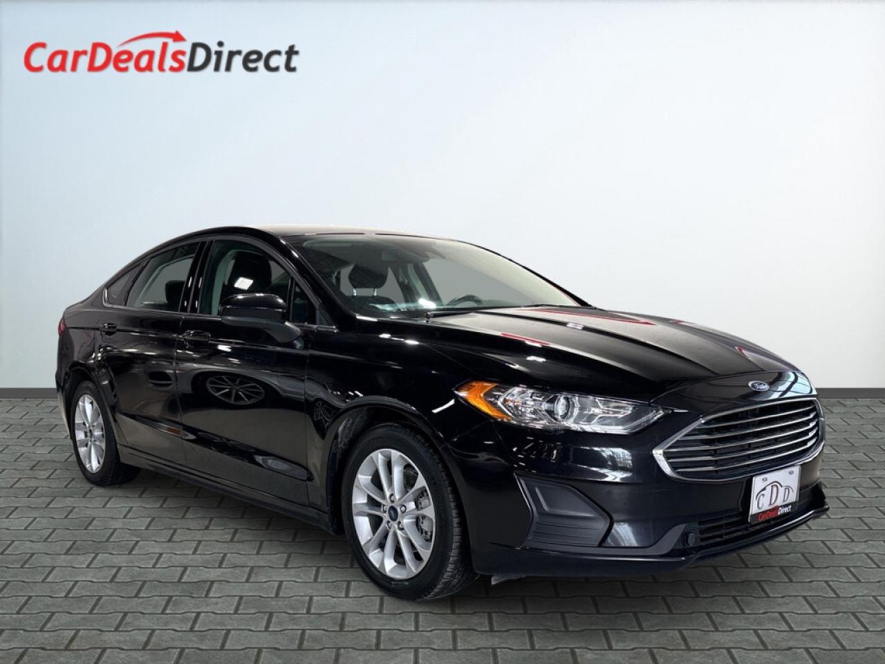 2020 Ford Fusion Hybrid SE /NAVI/Back Up Cam/Bluetooth/Heated Seats/Comple Photo