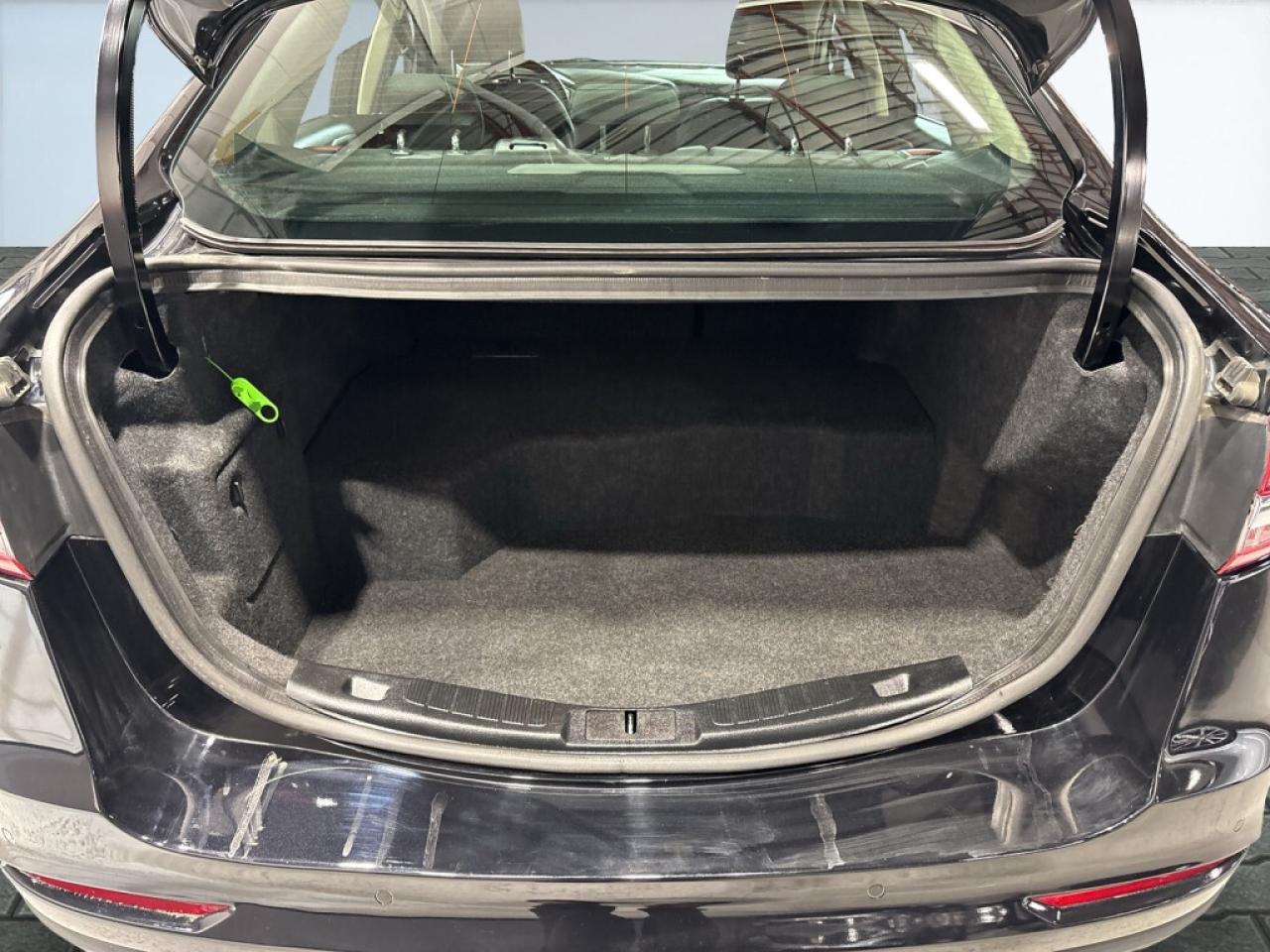 2020 Ford Fusion Hybrid SE /NAVI/Back Up Cam/Bluetooth/Heated Seats/Comple Photo