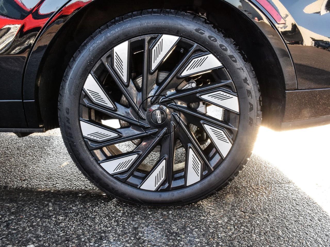 2025 Lincoln Nautilus Reserve 203A   Jet PKG   Lease Me! Photo