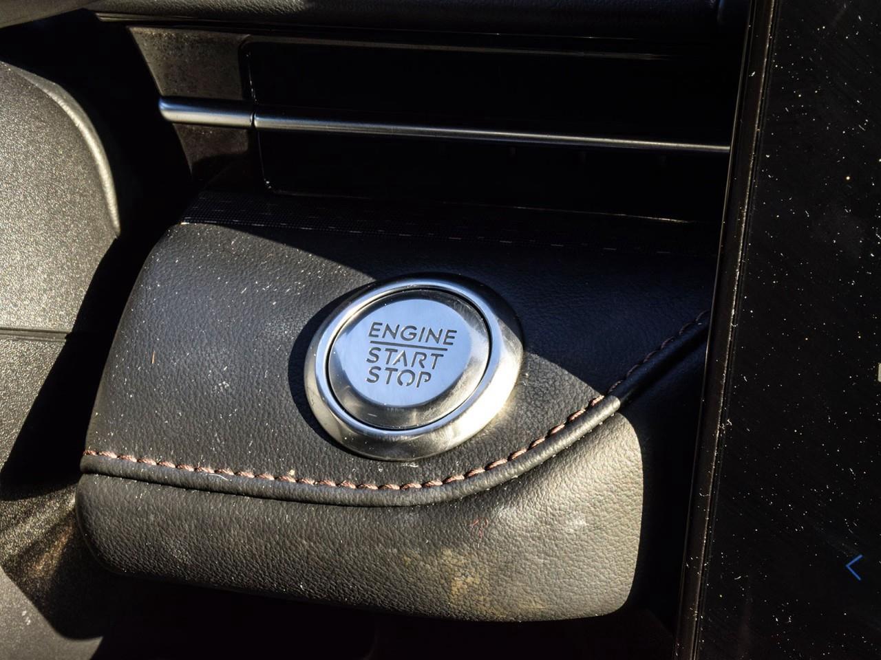 2025 Lincoln Nautilus Reserve 203A   Jet PKG   Lease Me! Photo