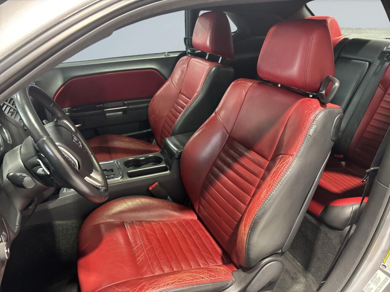 2014 Dodge Challenger SXT /Leather/NAVI/Android Car Play/B Cam/Clean Car Photo