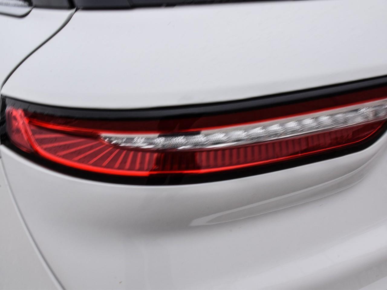 2022 Lincoln Corsair Reserve Panoroof   ACC + Lane Keeping Aid Photo