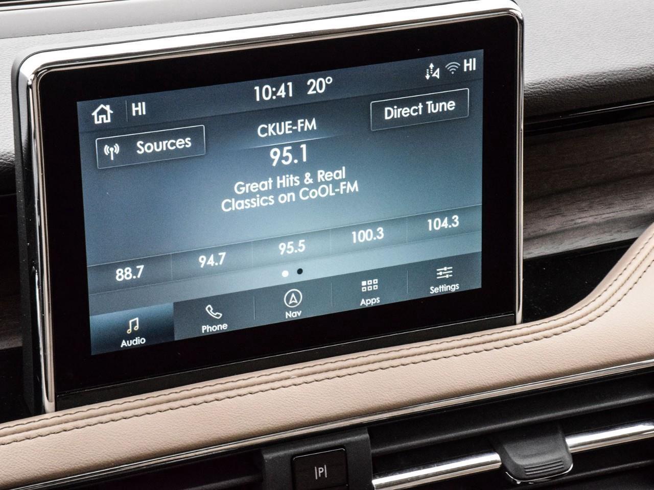 2022 Lincoln Corsair Reserve Panoroof   ACC + Lane Keeping Aid Photo