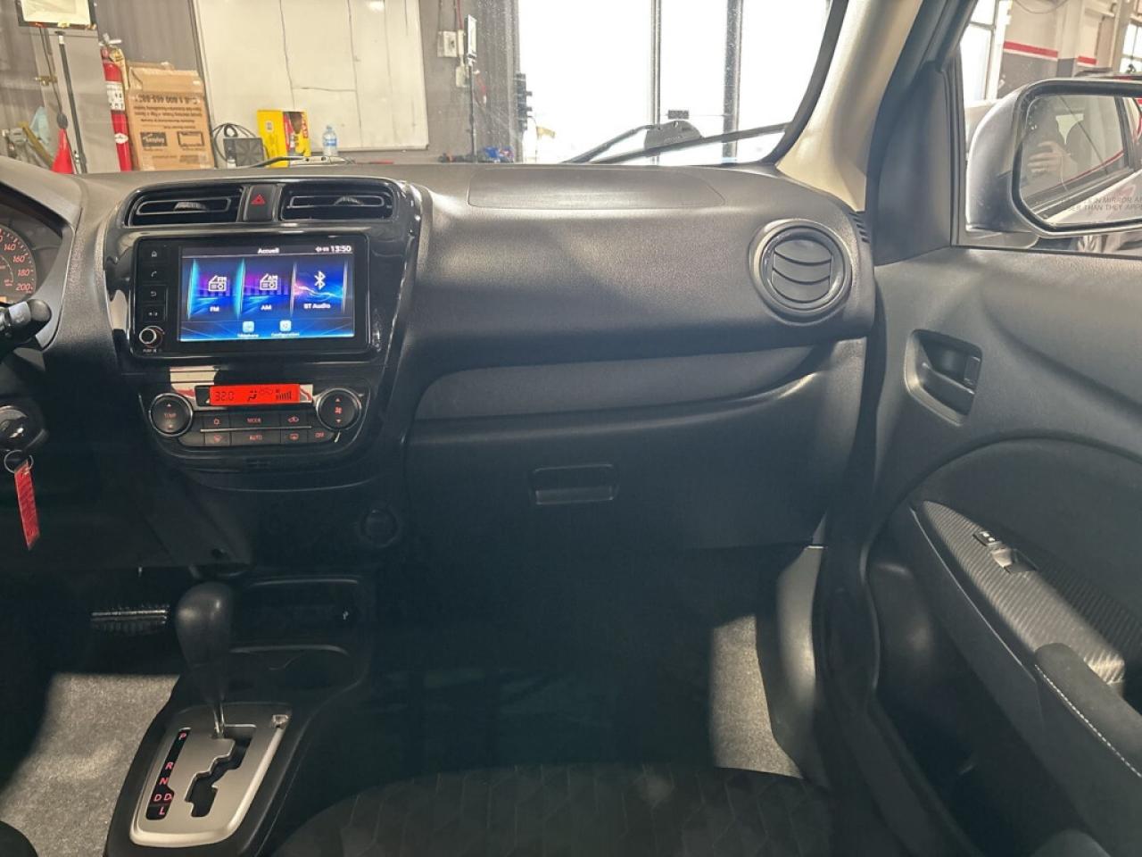 2022 Mitsubishi Mirage SE/Clean Carfax/Immaculate Condition/Back Up Cam/ Photo