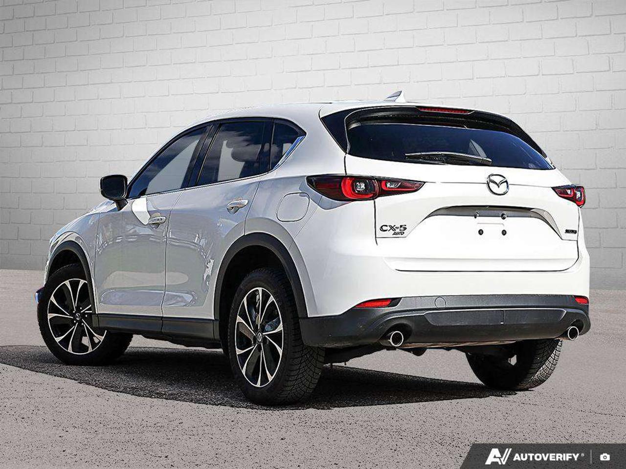 2023 Mazda CX-5 ONE-OWNER, ACCIDENT-FREE, AWD, LEATHER, BOSE Photo