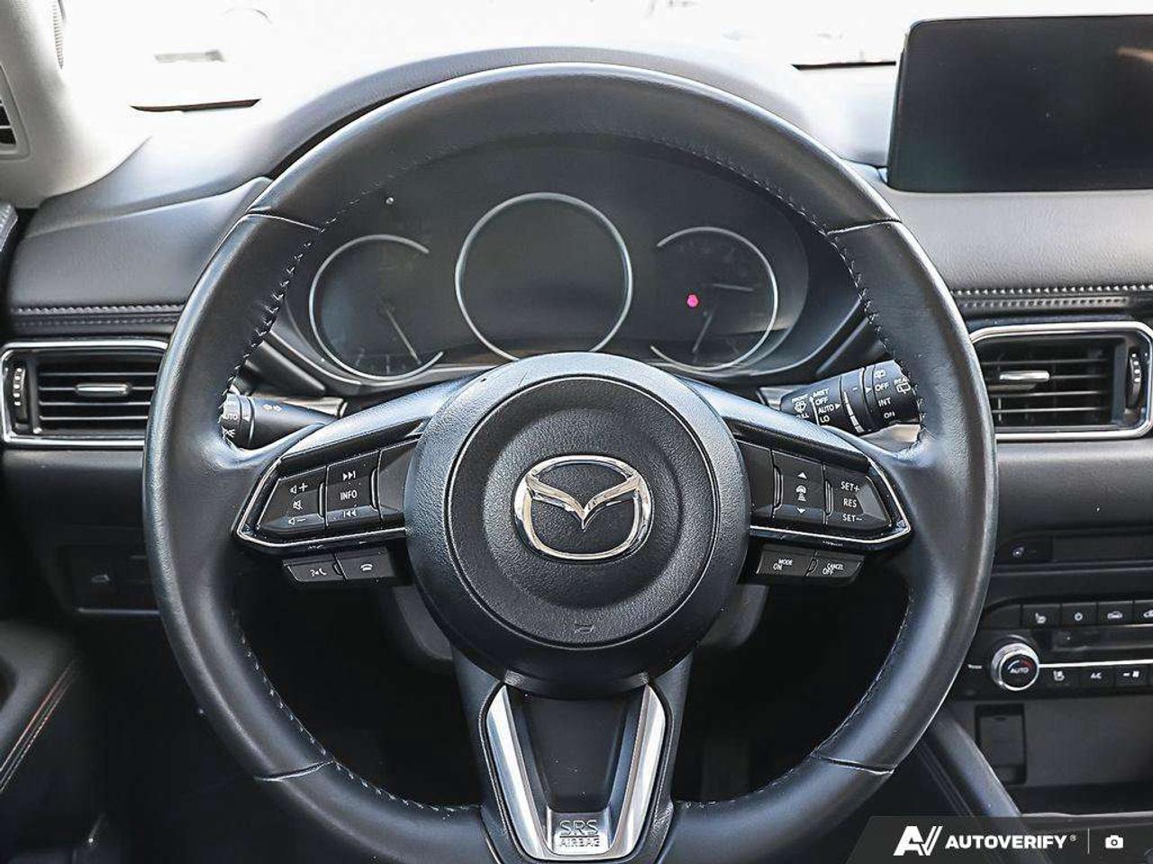 2023 Mazda CX-5 ONE-OWNER, ACCIDENT-FREE, AWD, LEATHER, BOSE Photo