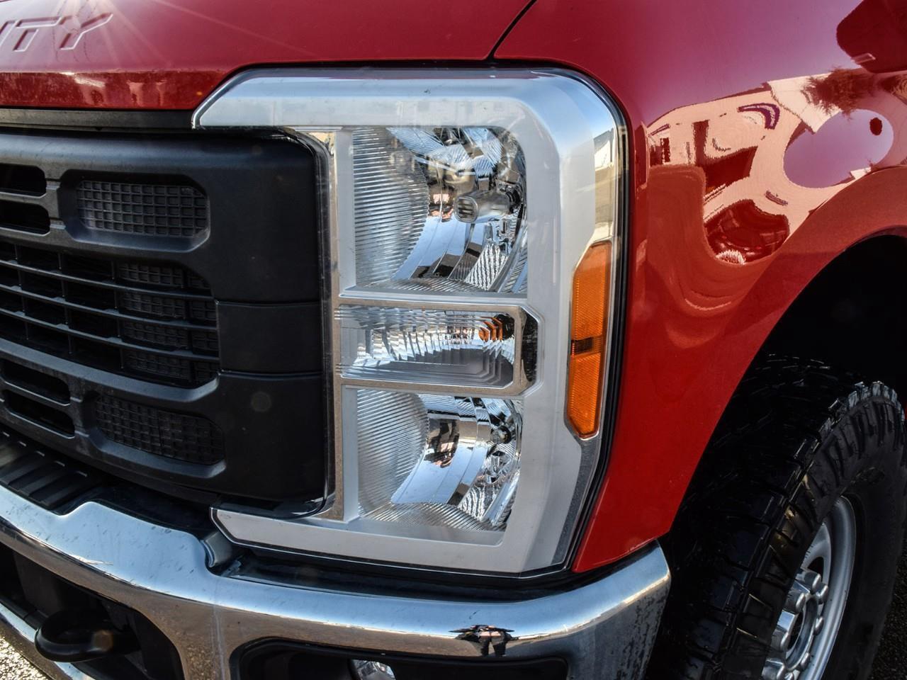 2023 Ford F-250 XL 7.3L V8   FX4 Off-Road Photo