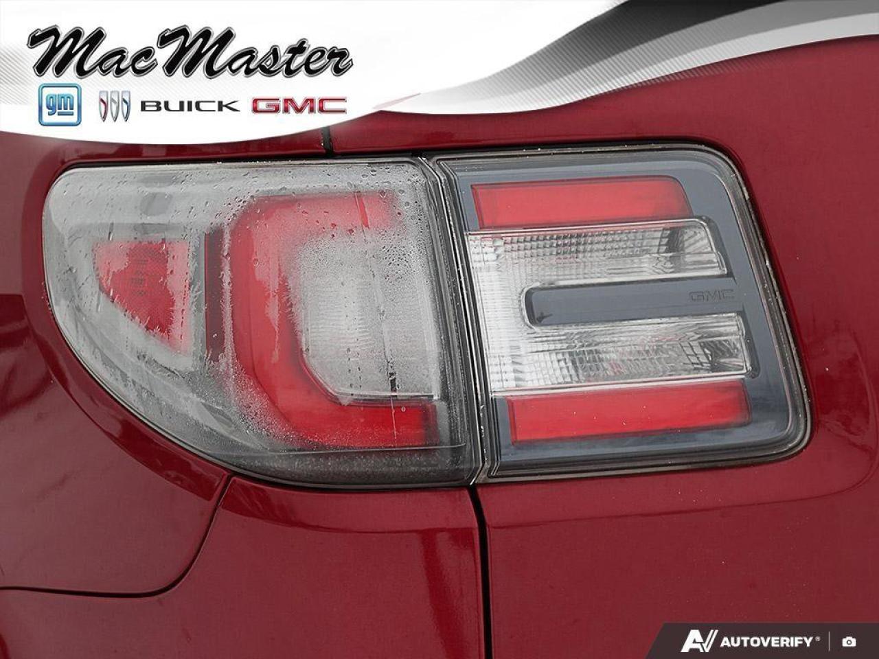 2014 GMC Acadia DenaliDENALI, 3.6L V6, AWD, ALLOYS, LEATHER, AS-TR Photo