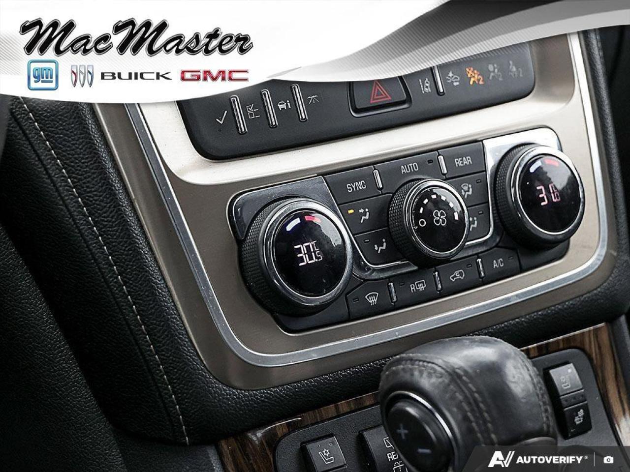 2014 GMC Acadia DenaliDENALI, 3.6L V6, AWD, ALLOYS, LEATHER, AS-TR Photo