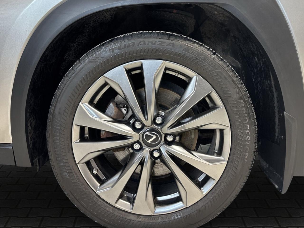 2019 Lexus UX 250H F Sport PKG AWD / Drive Assist / Lane Departure / Photo