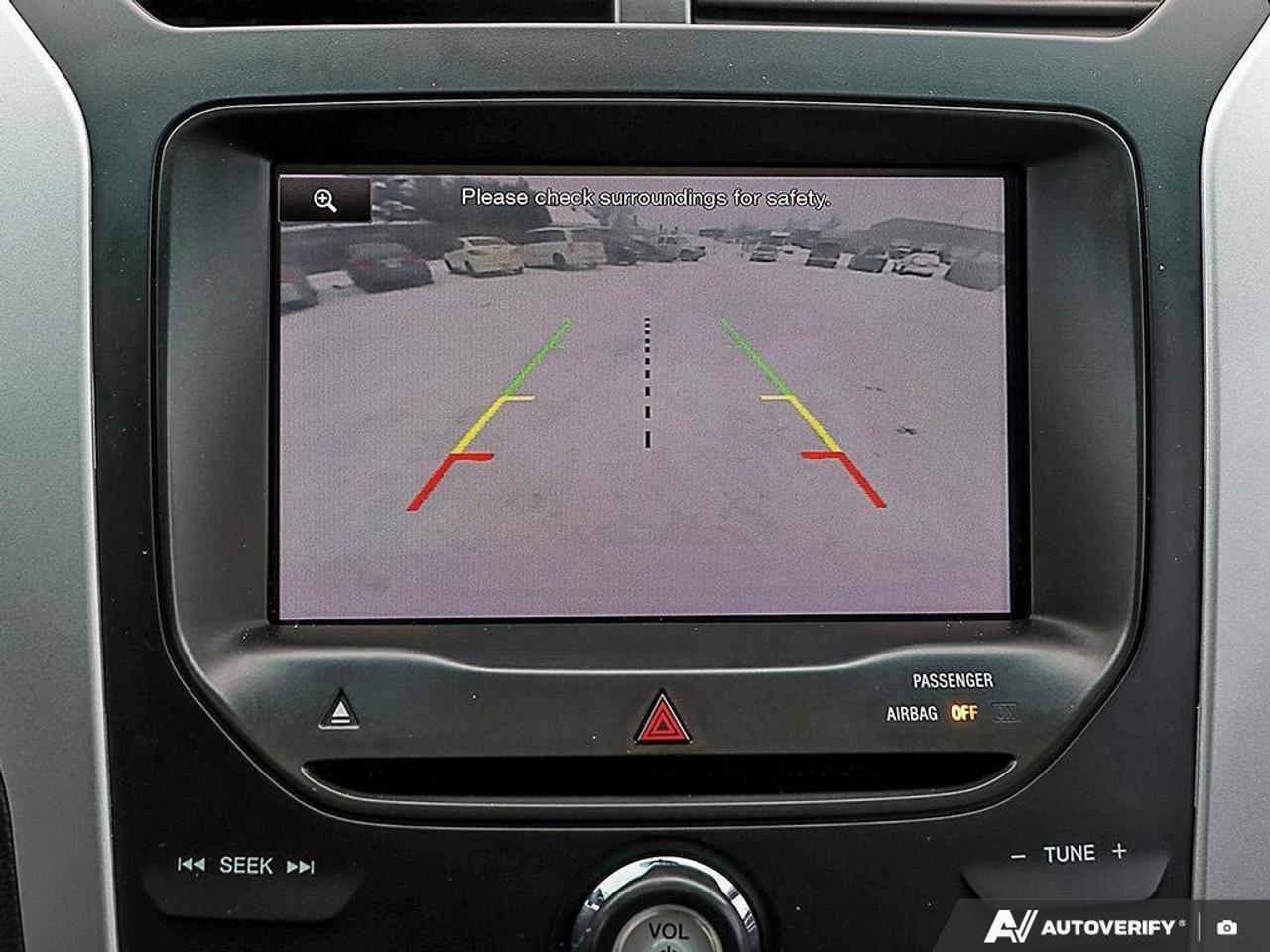 2014 Ford Explorer XLTXLT, 3.5L V6, FWD, ALLOYS, LEATHER, 7-PASSENGER Photo