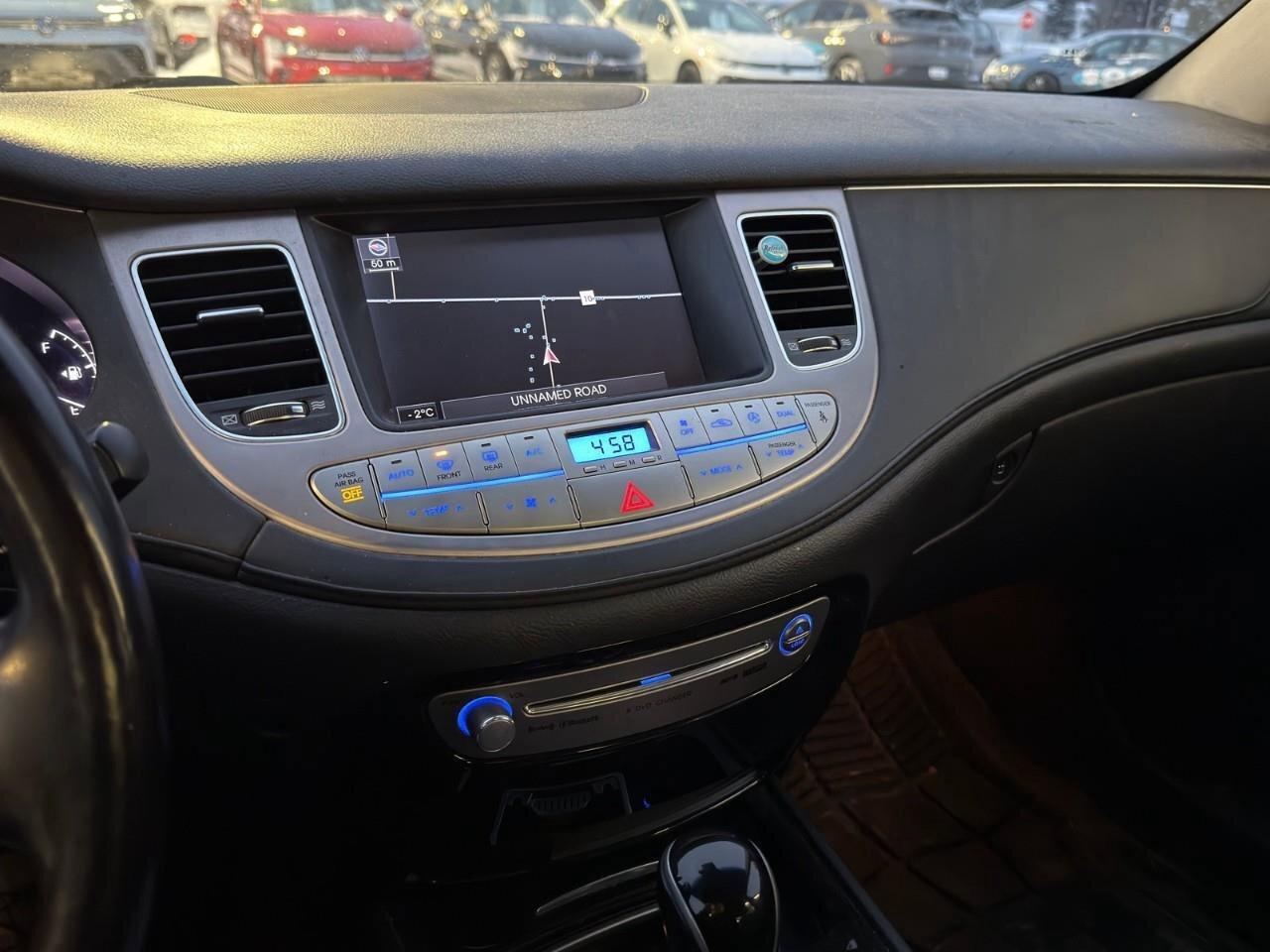 2013 Hyundai Genesis Sedan w/Technology PkgAS-TRADED, HTD + CLD SEATS, TECH P Photo