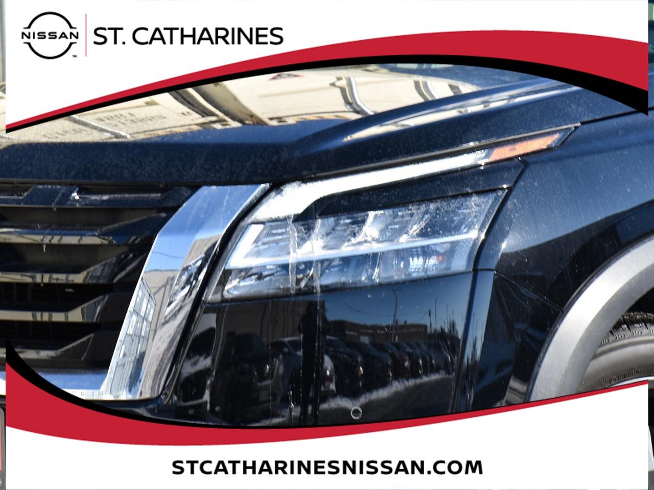 2024 Nissan Pathfinder SL Photo