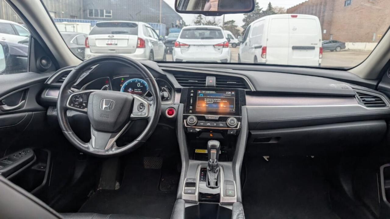 2017 Honda Civic Sedan Touring/Leather/Sunroof/NAVI/Drive Assist/ Blind S Photo