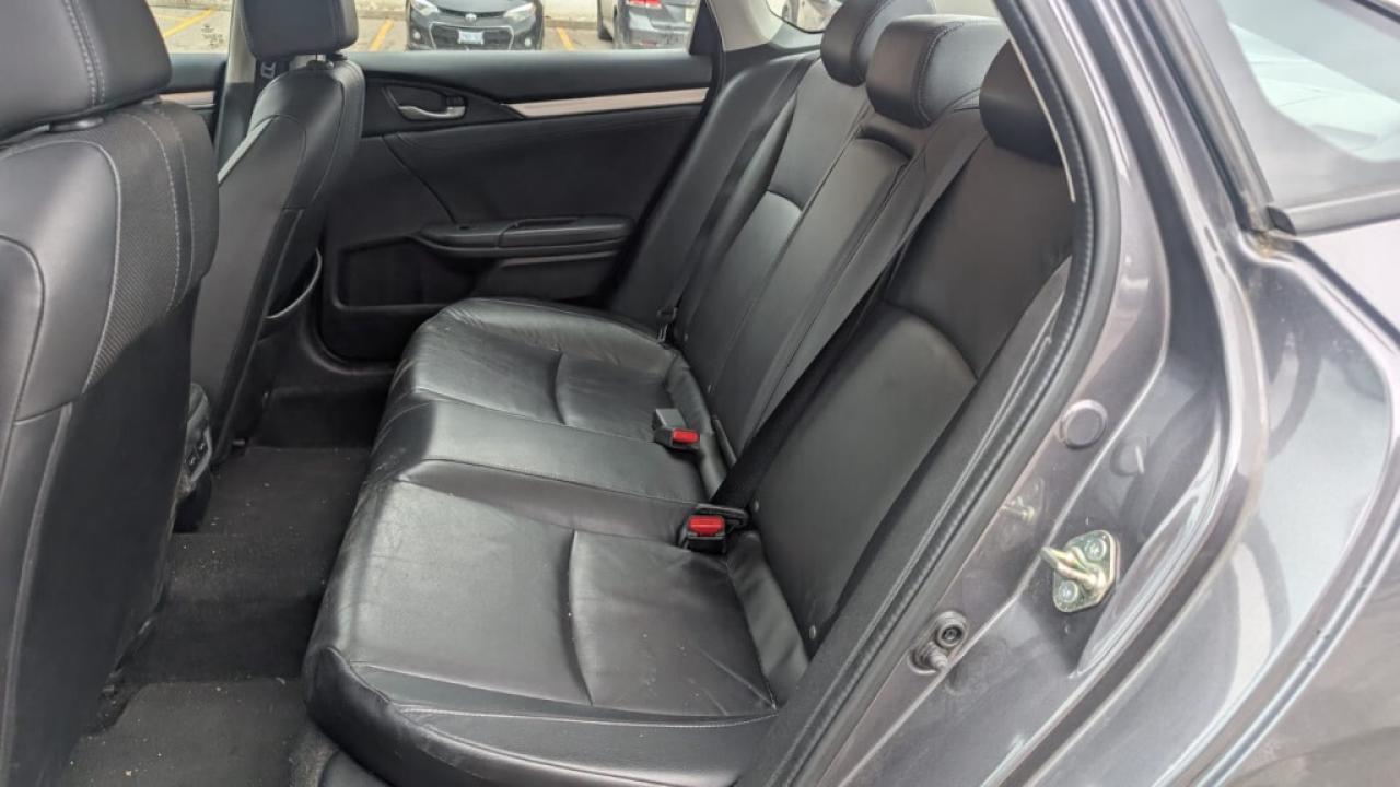 2017 Honda Civic Sedan Touring/Leather/Sunroof/NAVI/Drive Assist/ Blind S Photo