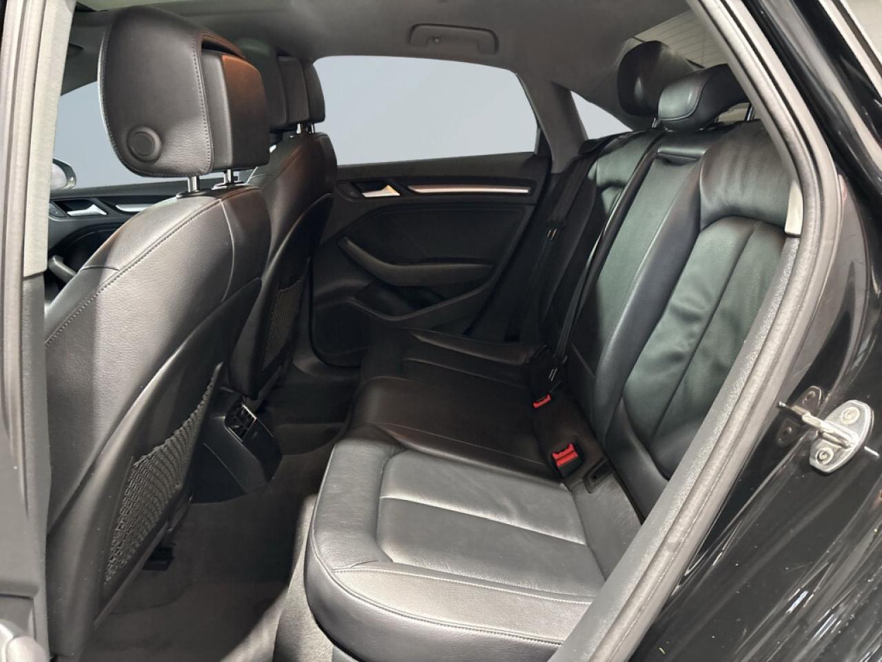 2020 Audi A3 Leather/NAVI/Sunroof/B Cam/ Bluetooth /Cruise Cont Photo