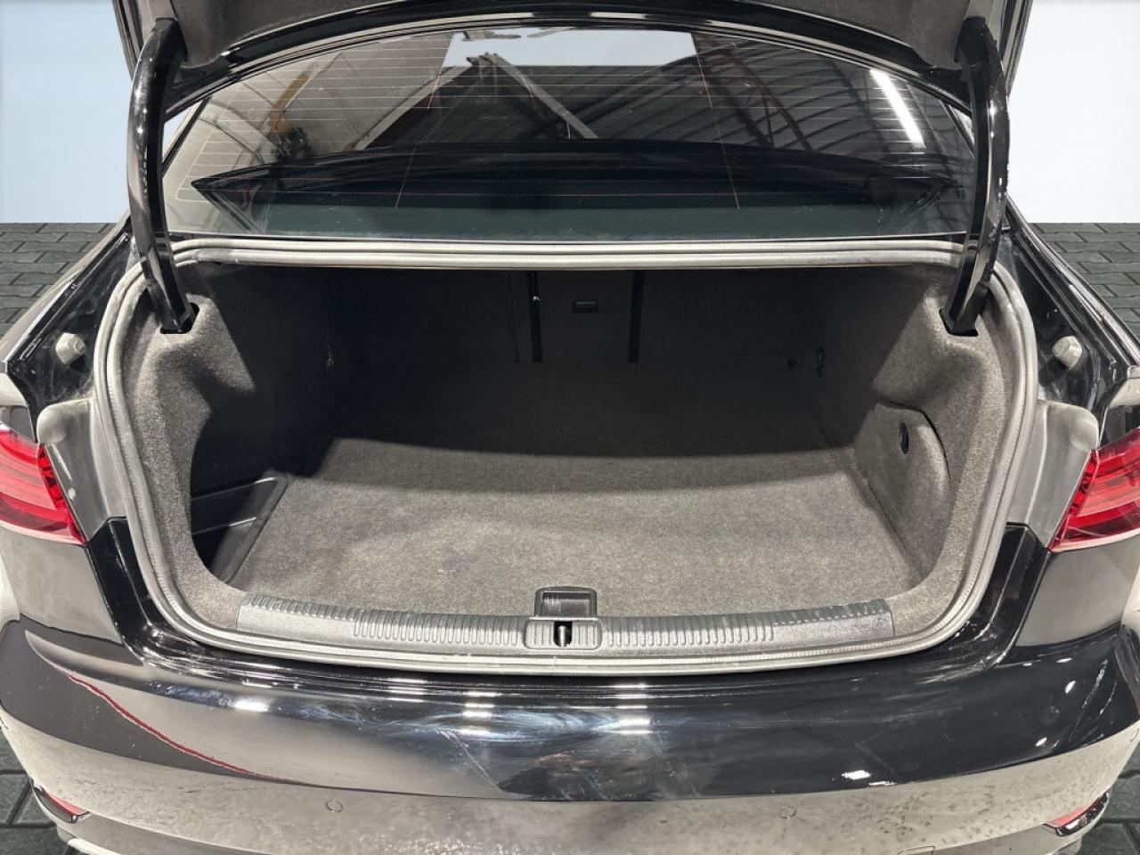 2020 Audi A3 Leather/NAVI/Sunroof/B Cam/ Bluetooth /Cruise Cont Photo