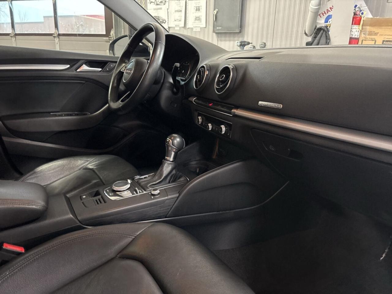 2020 Audi A3 Leather/NAVI/Sunroof/B Cam/ Bluetooth /Cruise Cont Photo