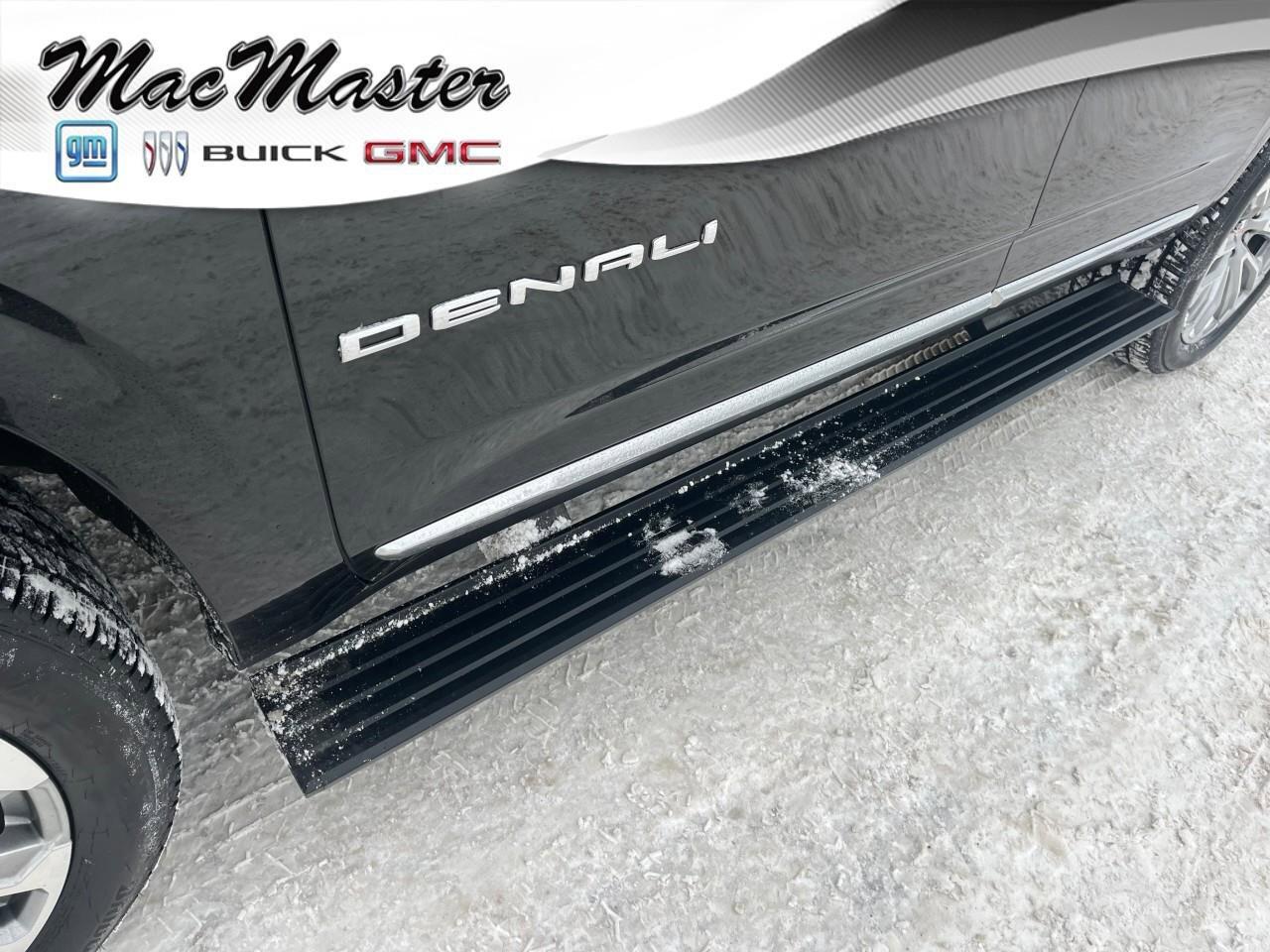 2021 GMC Yukon DenaliDENALI, 6.2L V8, ALLOYS, LEATHER, REAR ENTRA Photo