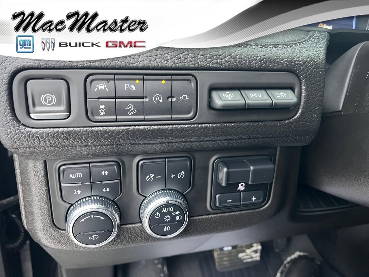 2021 GMC Yukon DenaliDENALI, 6.2L V8, ALLOYS, LEATHER, REAR ENTRA Photo