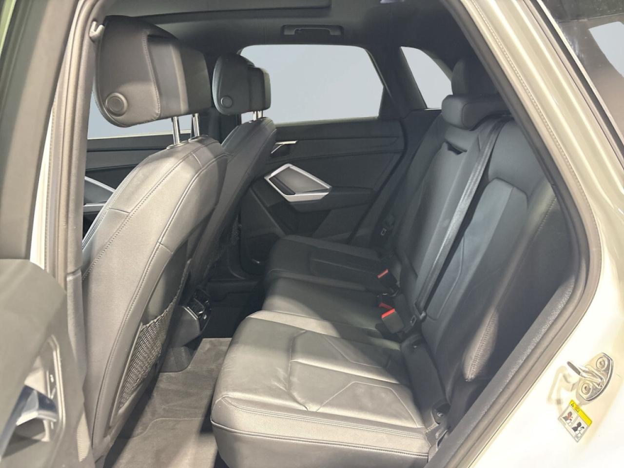 2022 Audi Q3 Quattro/NAVI/Sunroof/Car Play/Leather/Clean Carfax Photo