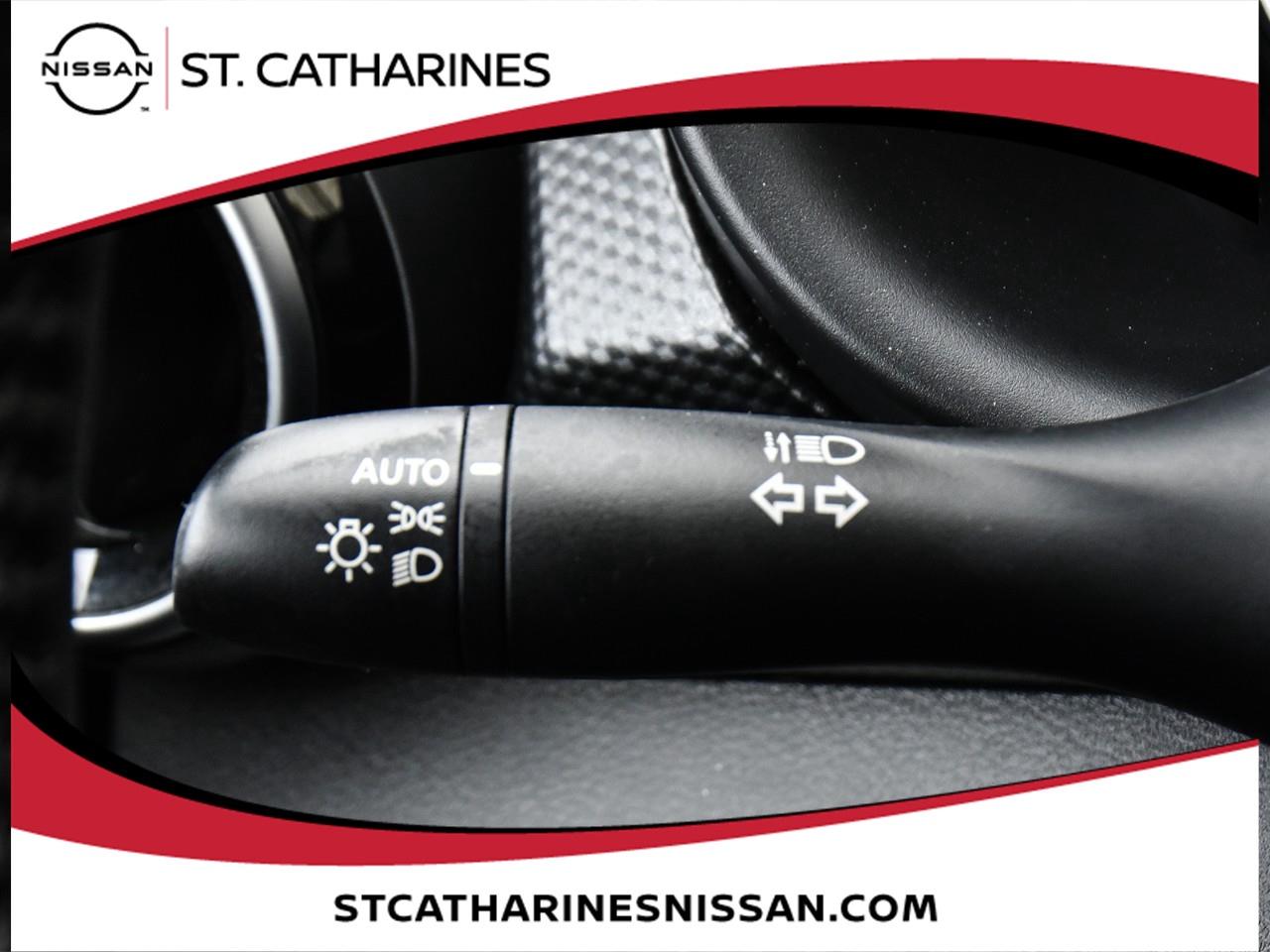 2024 Nissan Kicks SV Photo