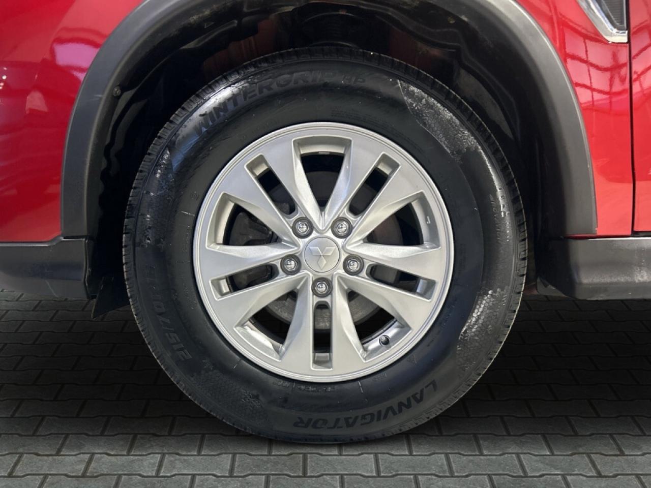 2024 Mitsubishi RVR AWD/Back up Cam/ Heated Seats/Bluetooth/No acciden Photo