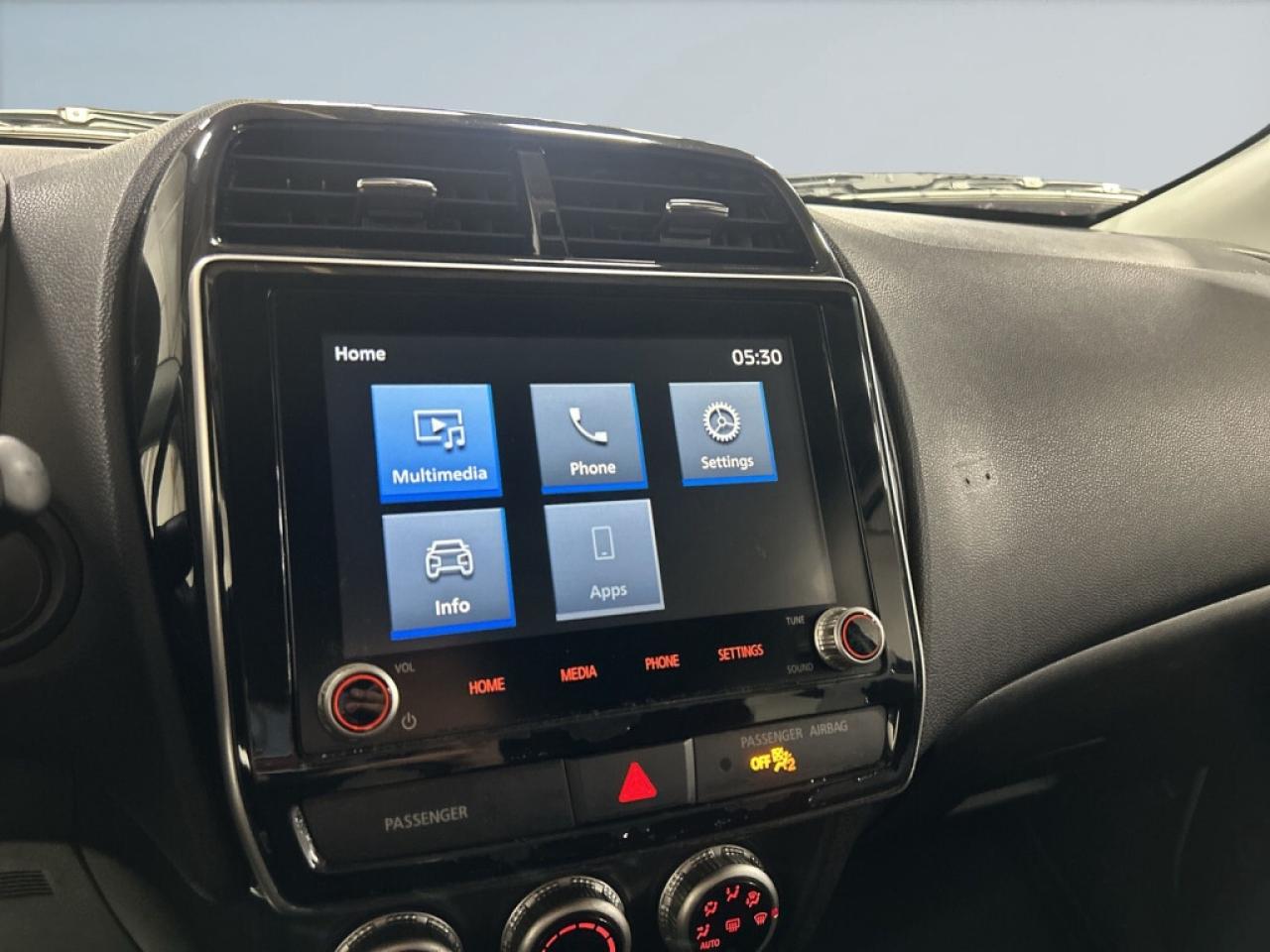 2024 Mitsubishi RVR AWD/Back up Cam/ Heated Seats/Bluetooth/No acciden Photo