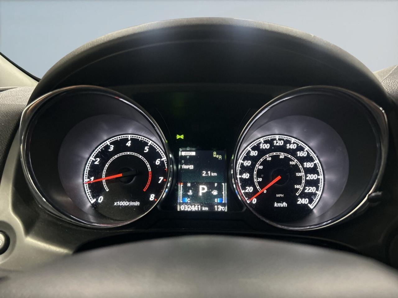 2024 Mitsubishi RVR AWD / CLEAN CARFAX / Back up Cam / Heated Seats / Photo