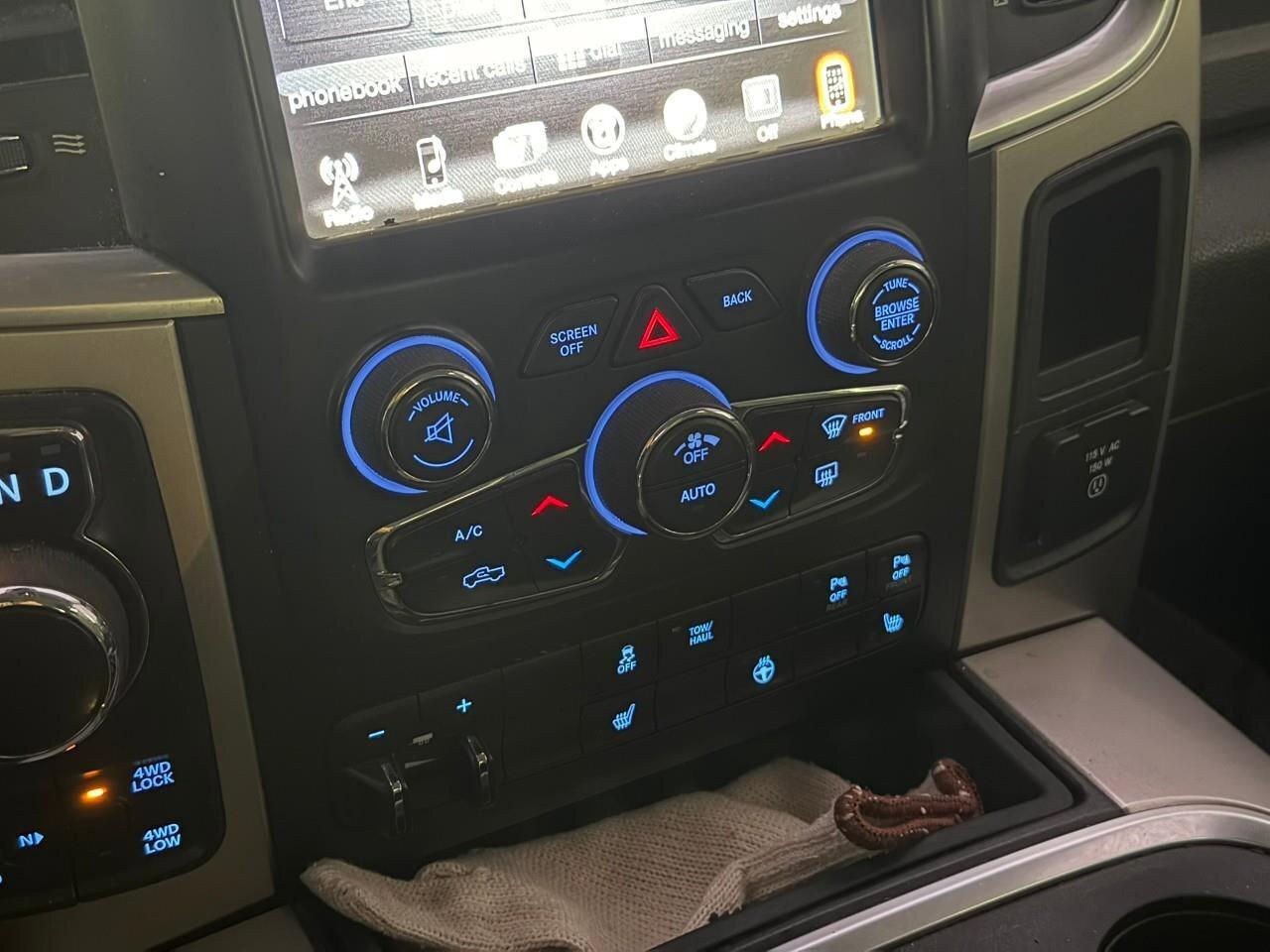 2017 RAM 1500 Big HornAS-TRADED, ALPINE AUDIO, HEMI, HTD STEERIN Photo