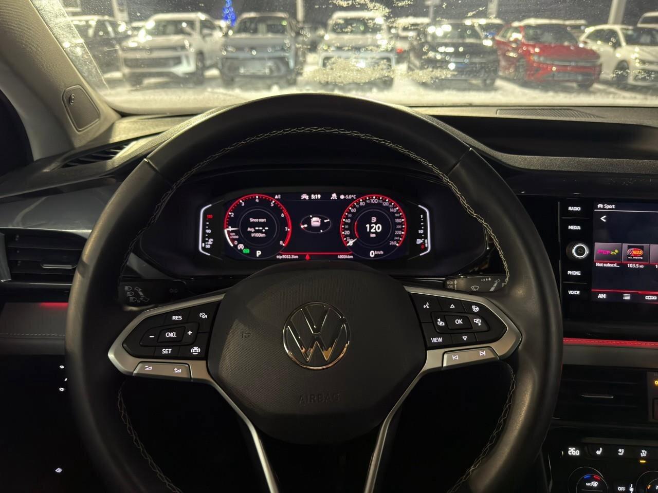 2022 Volkswagen Taos HighlineONE-OWNER, ACCIDENT-FREE, AWD, SUNROOF, CA Photo