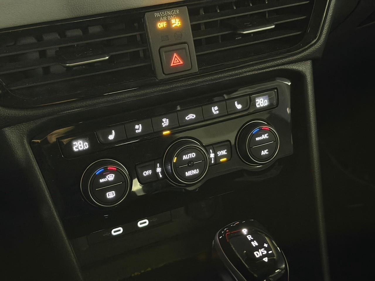 2022 Volkswagen Taos HighlineONE-OWNER, ACCIDENT-FREE, AWD, SUNROOF, CA Photo