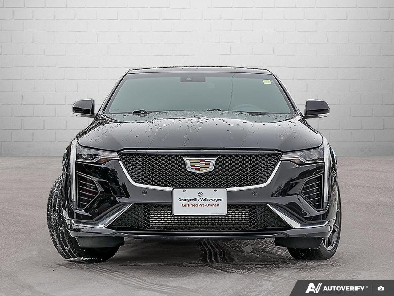 2023 Cadillac CT4 SportONE-OWNER, ACCIDENT-FREE, AWD, CARPLAY, SUNRO Photo