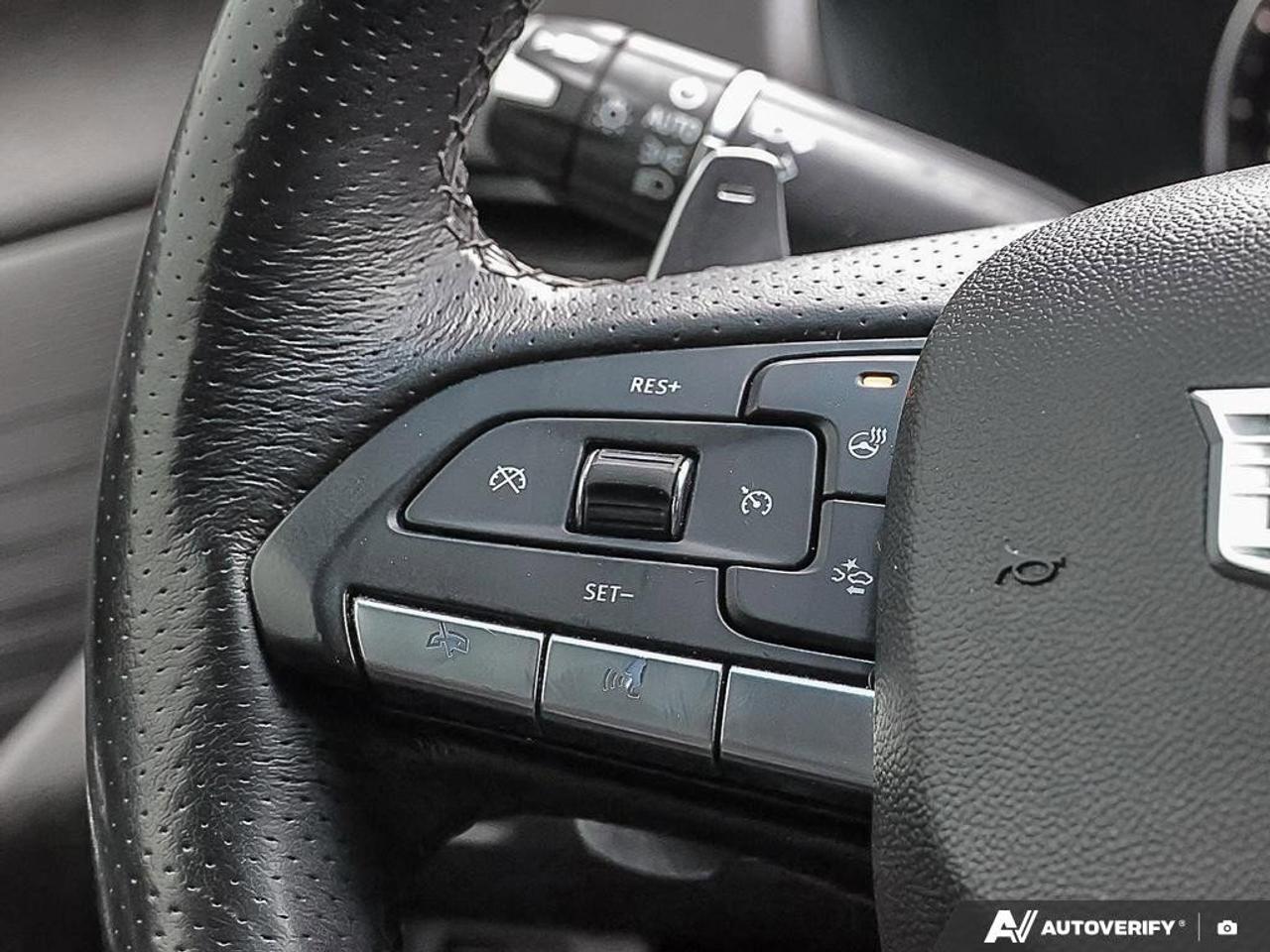 2023 Cadillac CT4 SportONE-OWNER, ACCIDENT-FREE, AWD, CARPLAY, SUNRO Photo