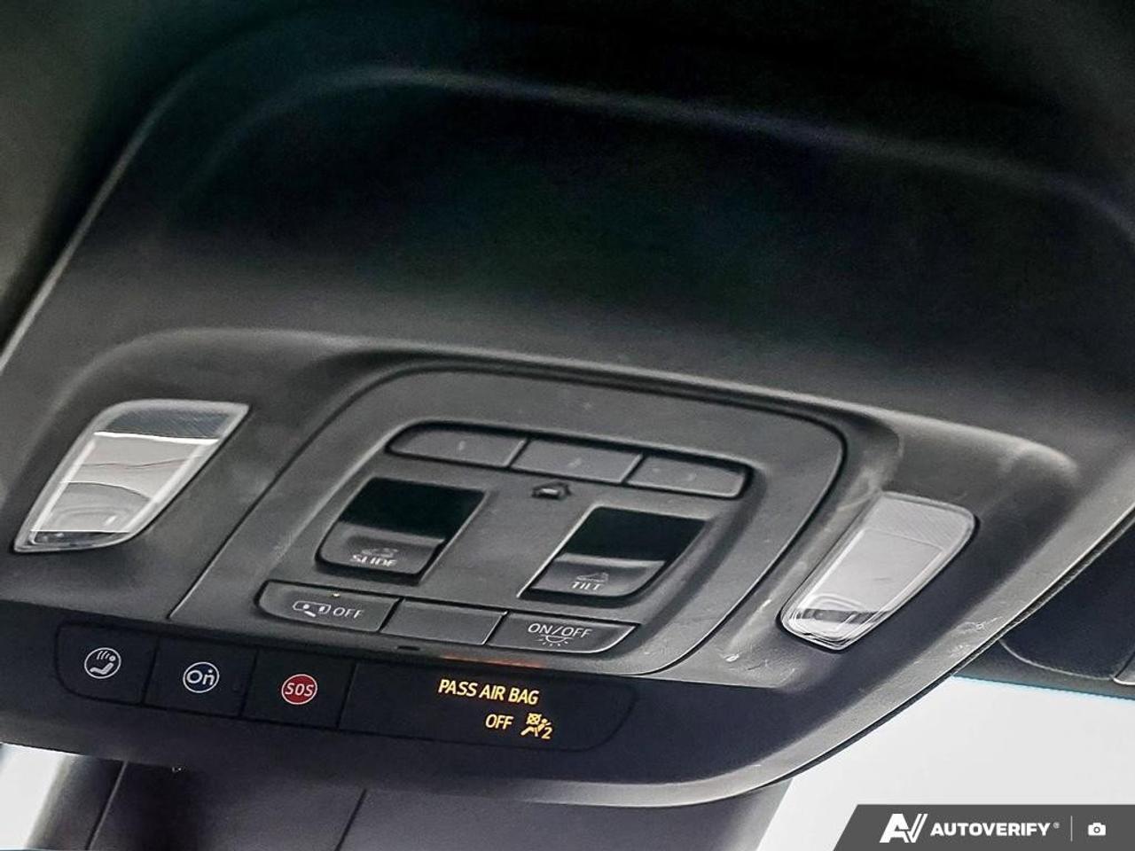 2023 Cadillac CT4 SportONE-OWNER, ACCIDENT-FREE, AWD, CARPLAY, SUNRO Photo