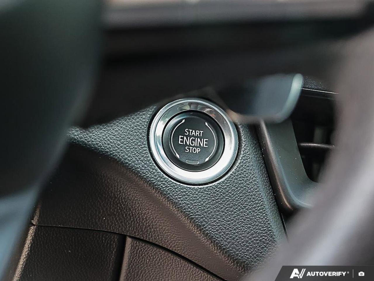 2023 Cadillac CT4 SportONE-OWNER, ACCIDENT-FREE, AWD, CARPLAY, SUNRO Photo