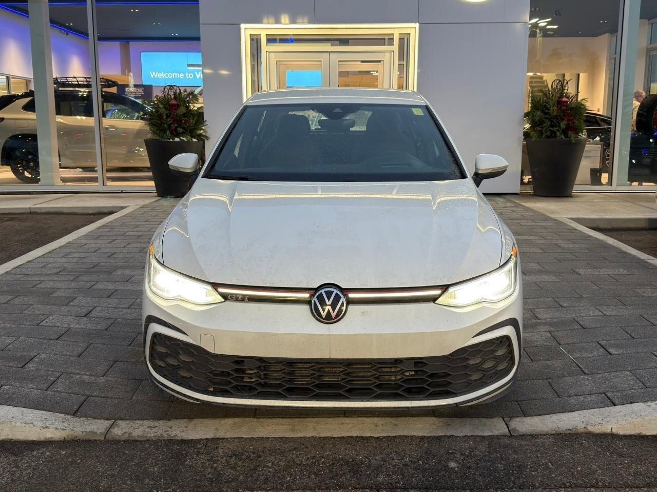 2022 Volkswagen Golf GTI PerformanceCERTIFIED, CLOTH PACK, CARPLAY, LIMITED Photo