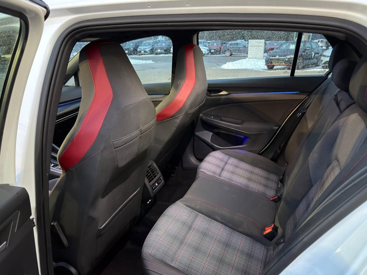 2022 Volkswagen Golf GTI PerformanceCERTIFIED, CLOTH PACK, CARPLAY, LIMITED Photo