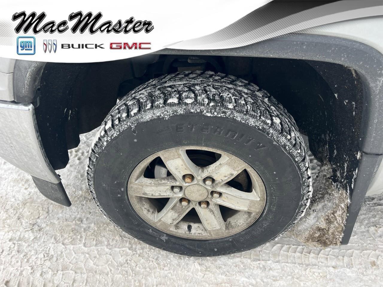 2017 GMC Sierra 1500 SLESLE, 5.3L V8, ALLOYS, CLOTH, TRAILERING PACKAGE Photo