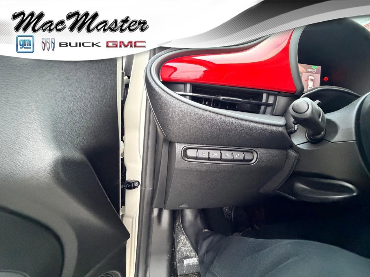 2025 Fiat 500E INSPI(RED)500E (RED), ELECTRIC, FWD, 4-PASSENGER, Photo