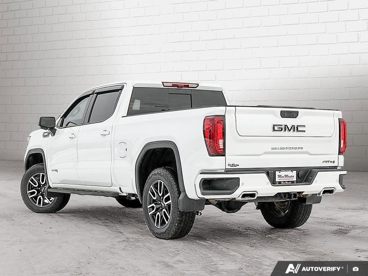 2025 GMC Sierra 1500 AT4AT4, DURAMAX 3.0L, 4X4, LEATHER, ALLOYS, LOW KM Photo2
