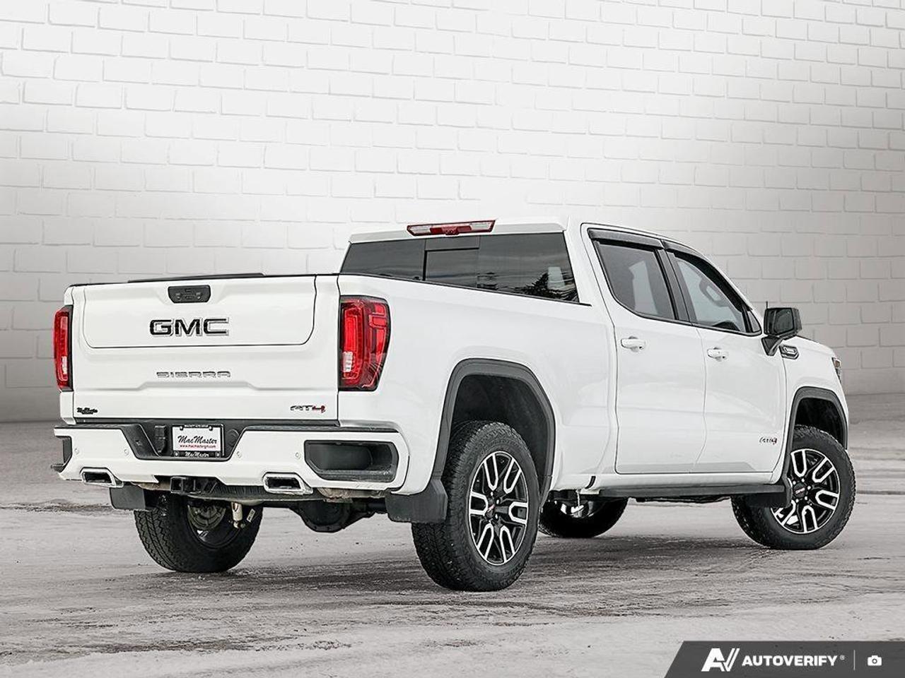 2025 GMC Sierra 1500 AT4AT4, DURAMAX 3.0L, 4X4, LEATHER, ALLOYS, LOW KM Photo4