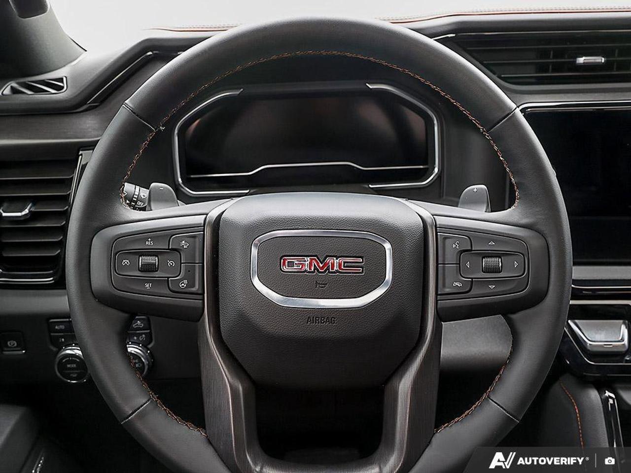 2025 GMC Sierra 1500 AT4AT4, DURAMAX 3.0L, 4X4, LEATHER, ALLOYS, LOW KM Photo