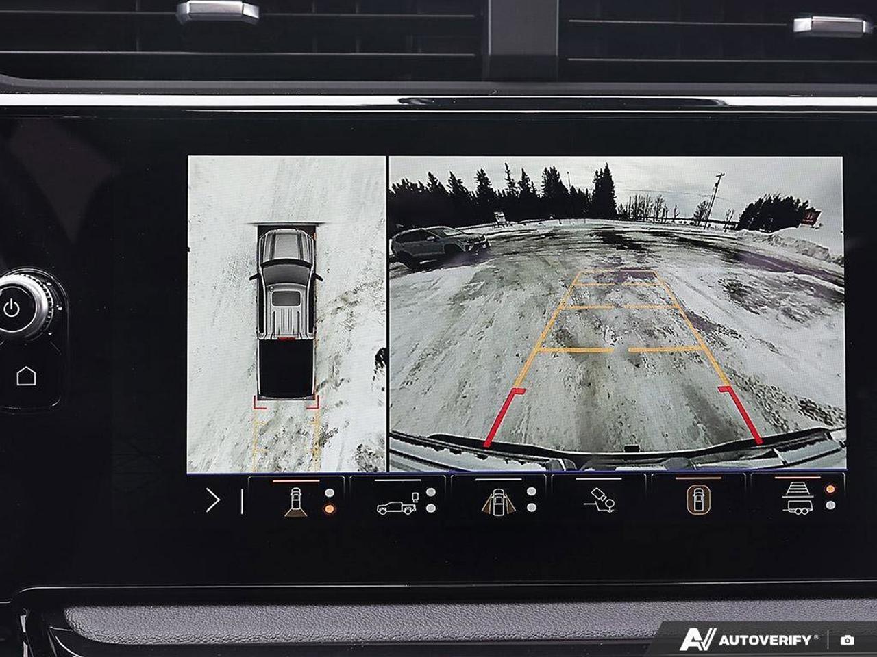 2025 GMC Sierra 1500 AT4AT4, DURAMAX 3.0L, 4X4, LEATHER, ALLOYS, LOW KM Photo