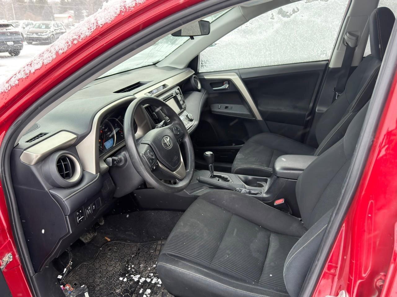 2015 Toyota RAV4 XLECERTIFIED AS-TRADED, SUNROOF, HTD CLOTH SEATS, Photo