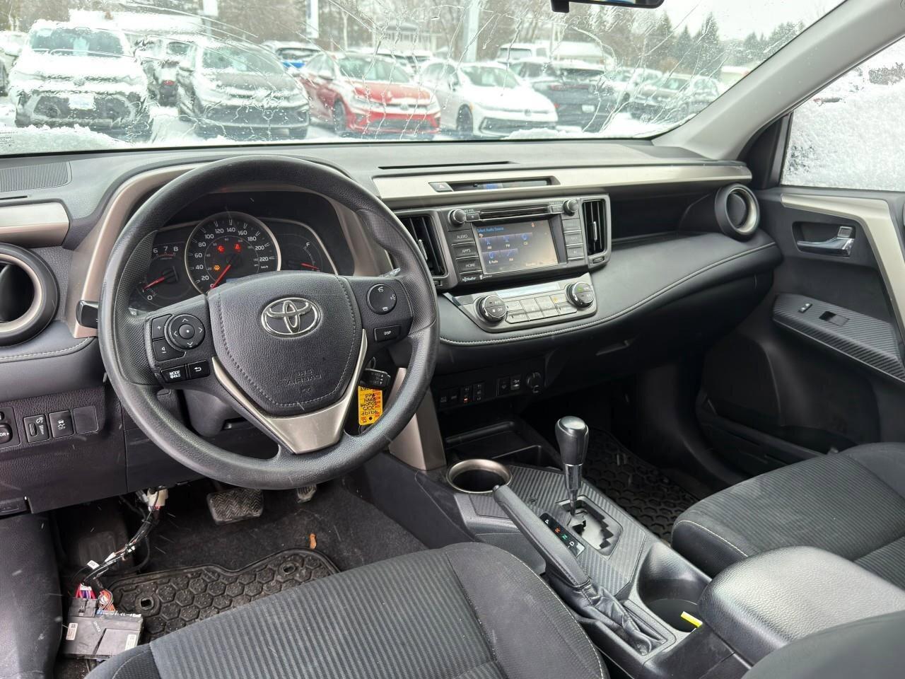 2015 Toyota RAV4 XLECERTIFIED AS-TRADED, SUNROOF, HTD CLOTH SEATS, Photo