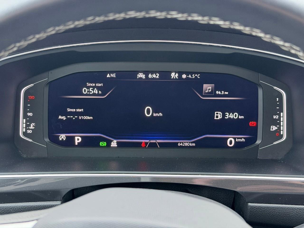 2022 Volkswagen Tiguan ComfortlineACCIDENT-FREE, AWD, SUNROOF, HTD SEATS, Photo