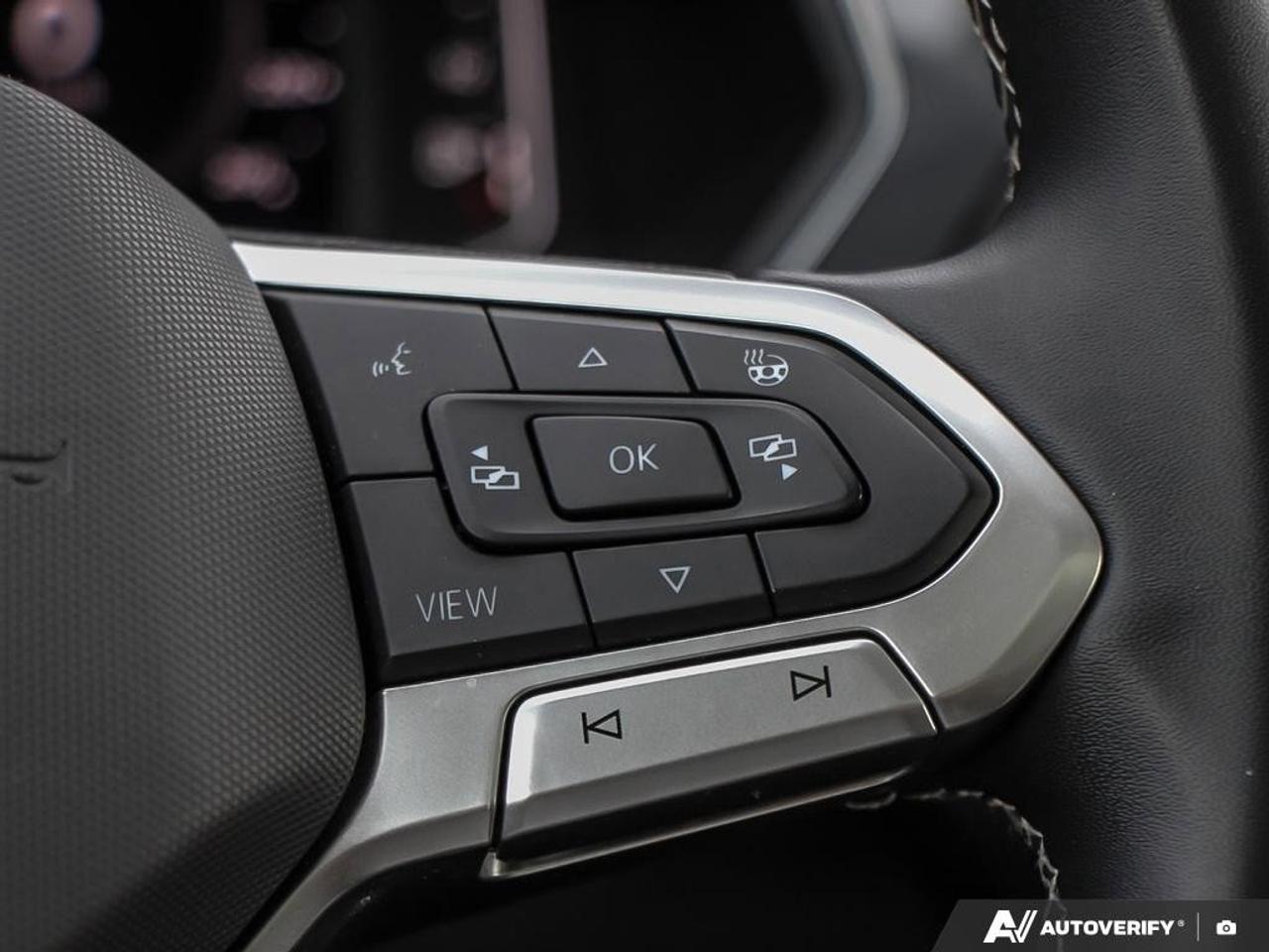 2022 Volkswagen Tiguan ComfortlineACCIDENT-FREE, AWD, SUNROOF, HTD SEATS, Photo