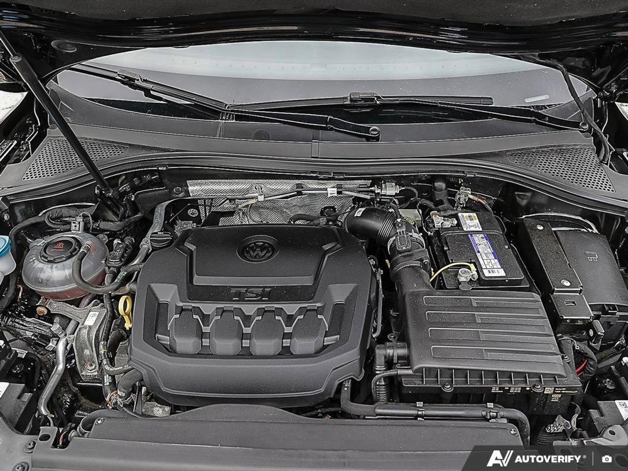 2022 Volkswagen Tiguan ComfortlineACCIDENT-FREE, AWD, SUNROOF, HTD SEATS, Photo